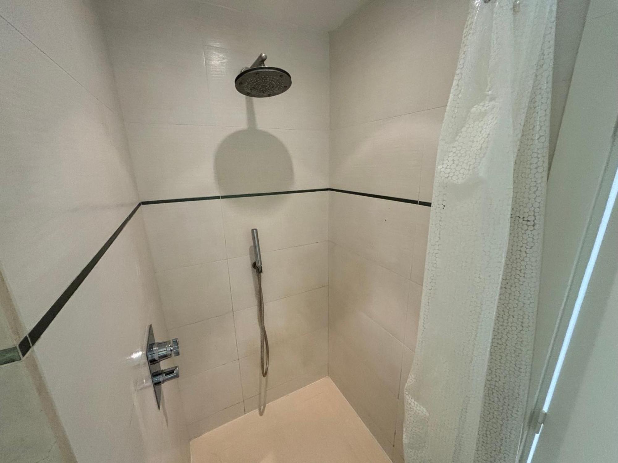 Promenade Des Center Sea And Front Design Flat With Private Garden * Nice
